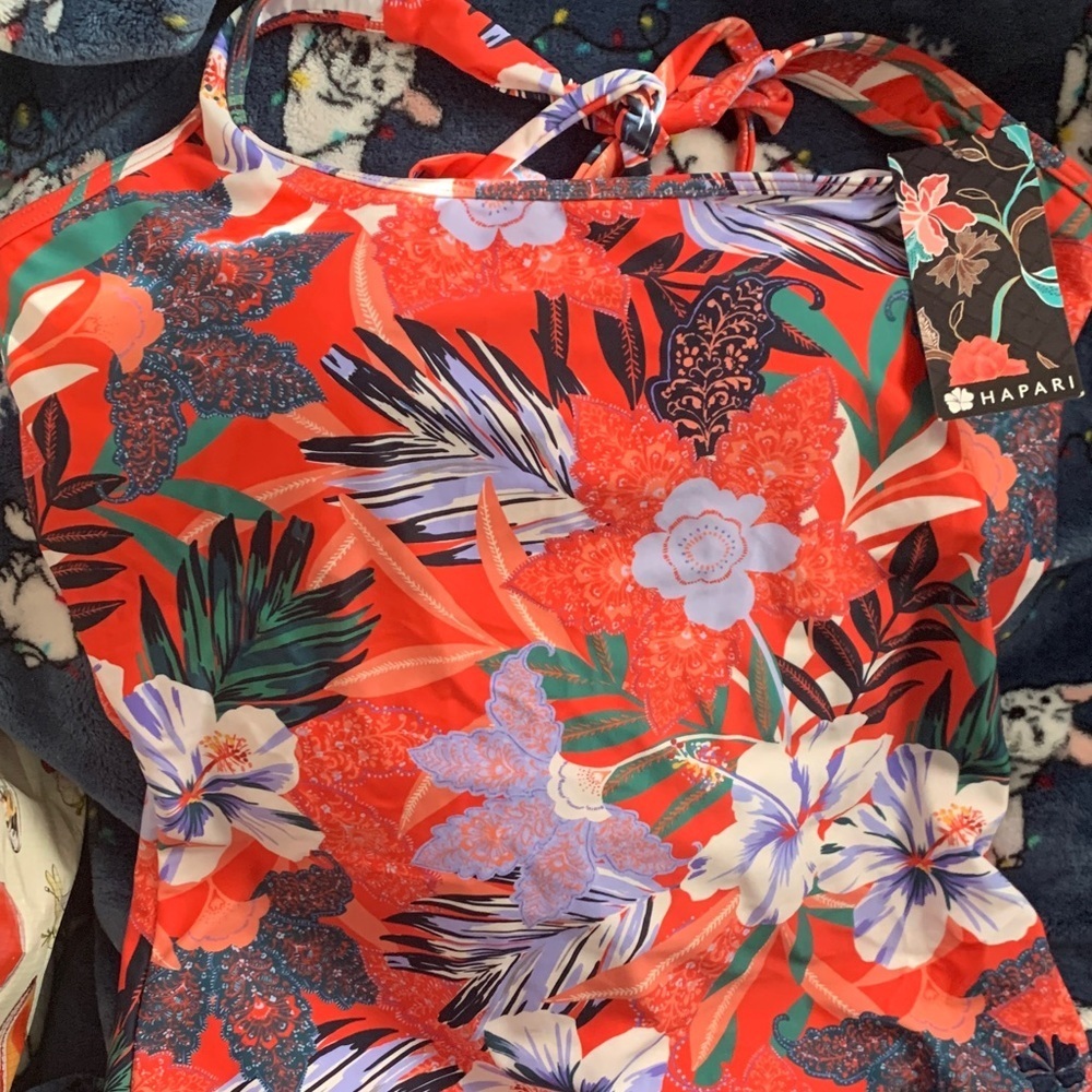 Hapari Red Floral Women's Swimwear